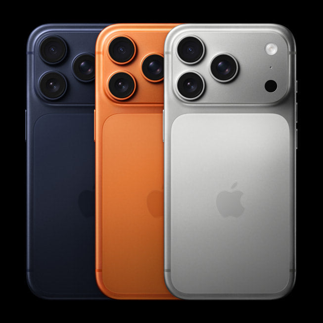 iPhone 17 Pro 256GB rekonditionerad i svart, blå och silver